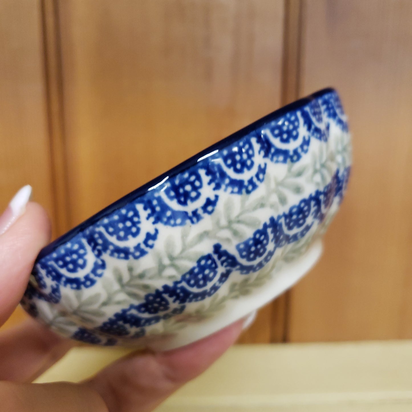 Bowl ~ Scalloped ~ 4.5" 23-1432X Blue Bells