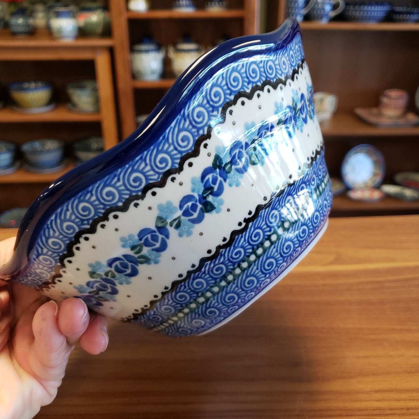 Bowl ~ Wavy Edge ~ Small ~ 8" 691-0882X ~ Twilight / 5 cups