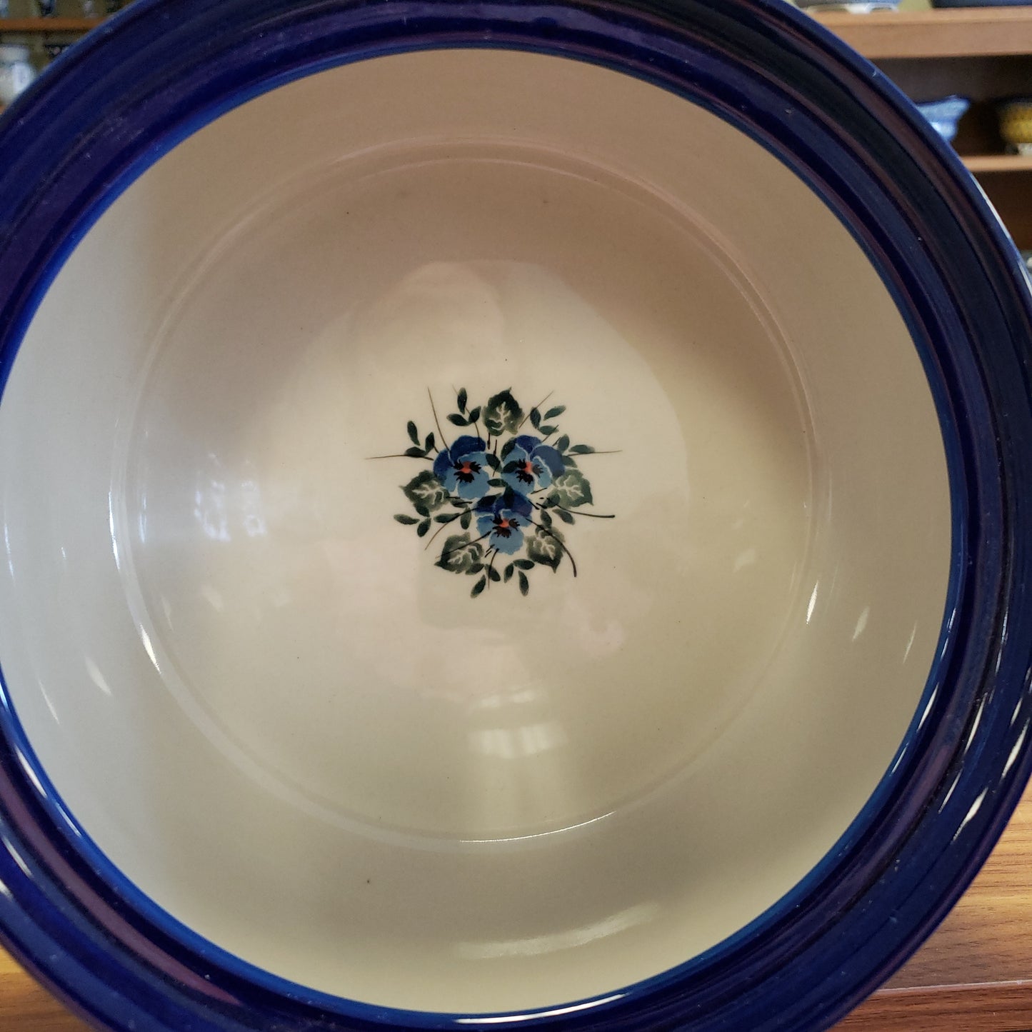 Tureen (3.5 qt) 190-2273X ~ Winter Viola pf0424