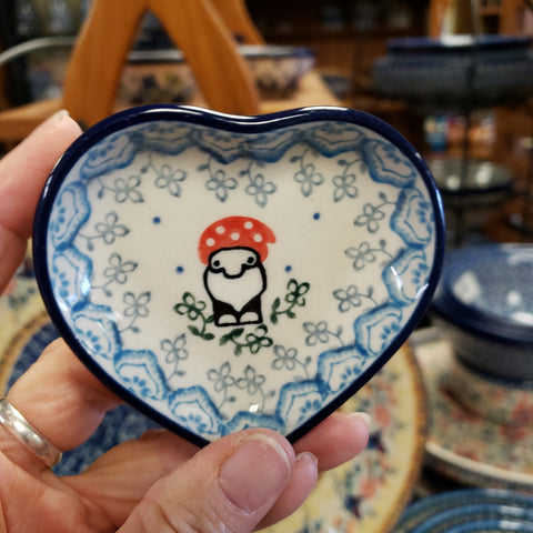Heart dish 3" red gnome