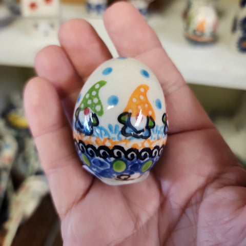 Egg mini Gnomes 1.75"H