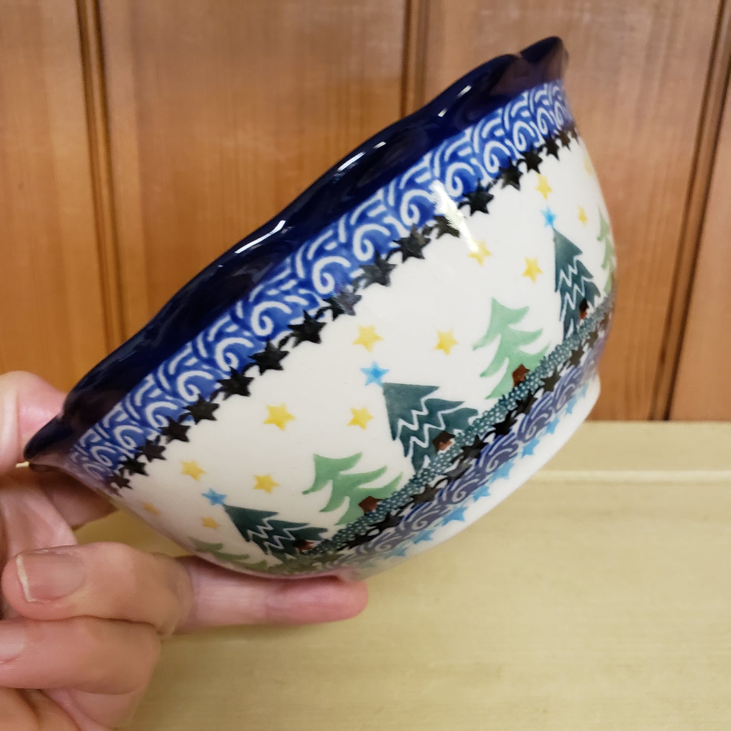 Bowl Scalloped Edge 7" 1284X ~ Christmas Trees PF1024