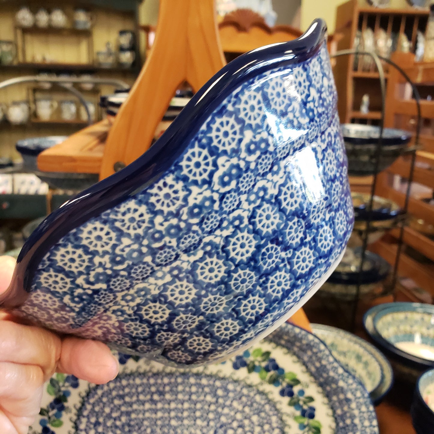 Bowl Wavy Edge Small 8" 2615X ~ Midnight / 5 cups