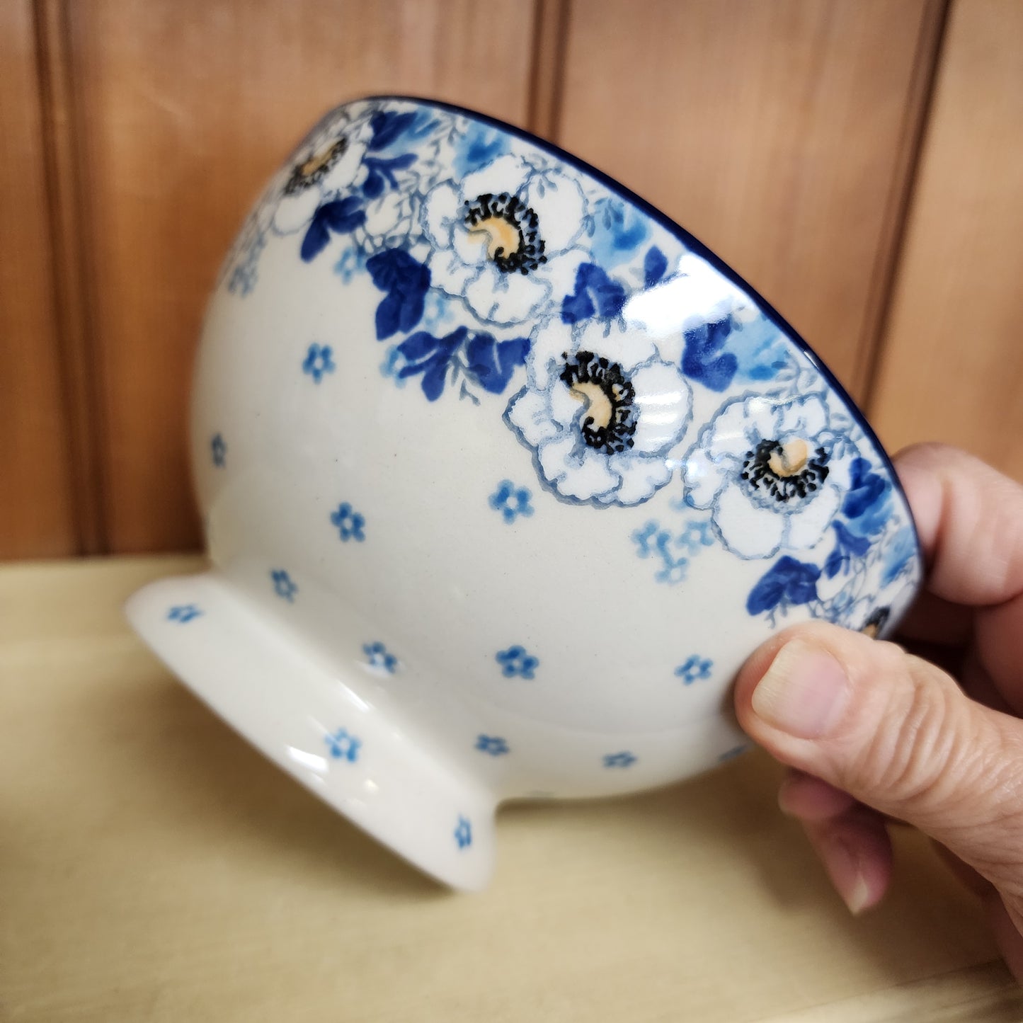 Bow w/Pedestal 5.25"W 2222X ~ Snow Poppy PF1024