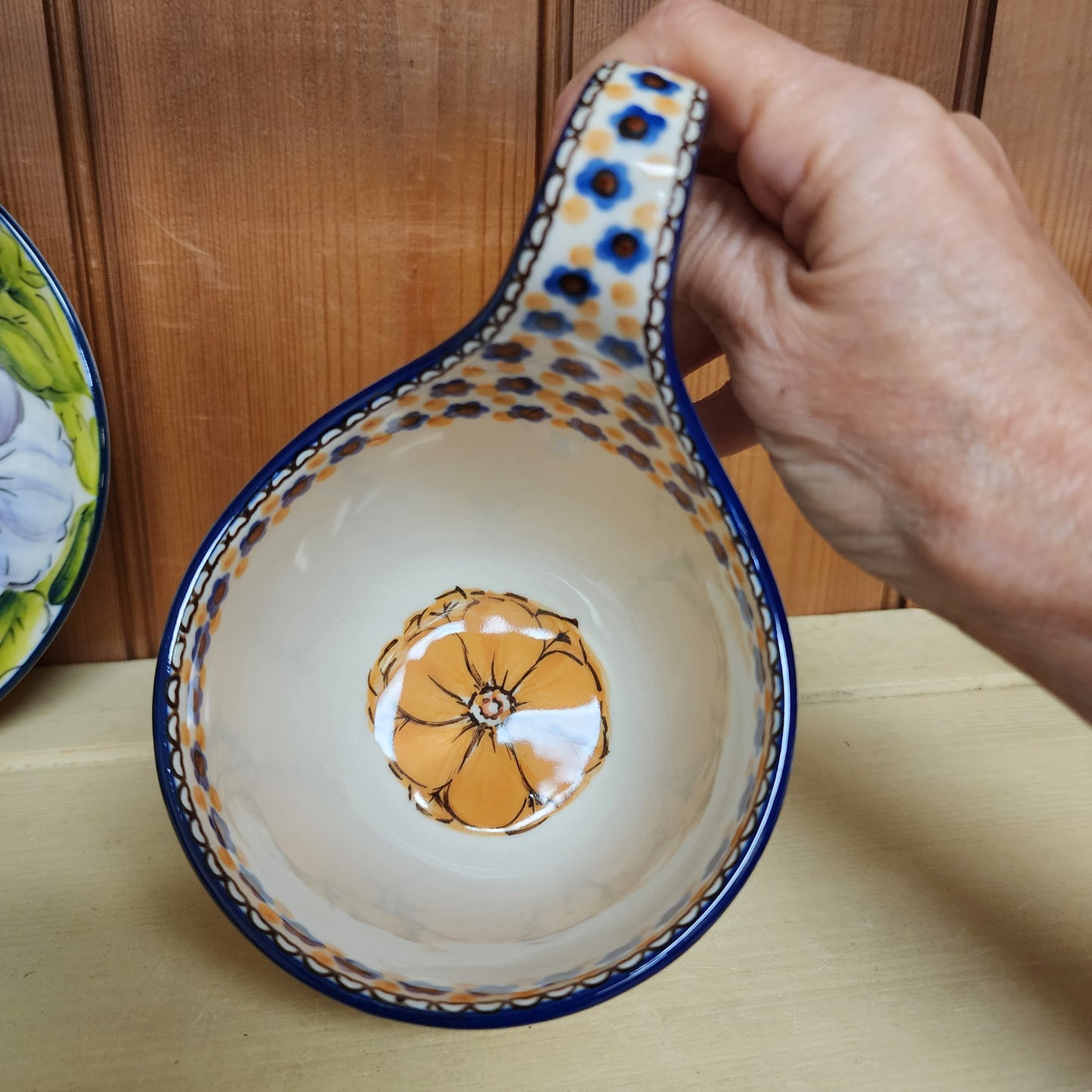 Bowl w/ Loop Handle 16 oz U408B Orange ~ U4 J. Chyla