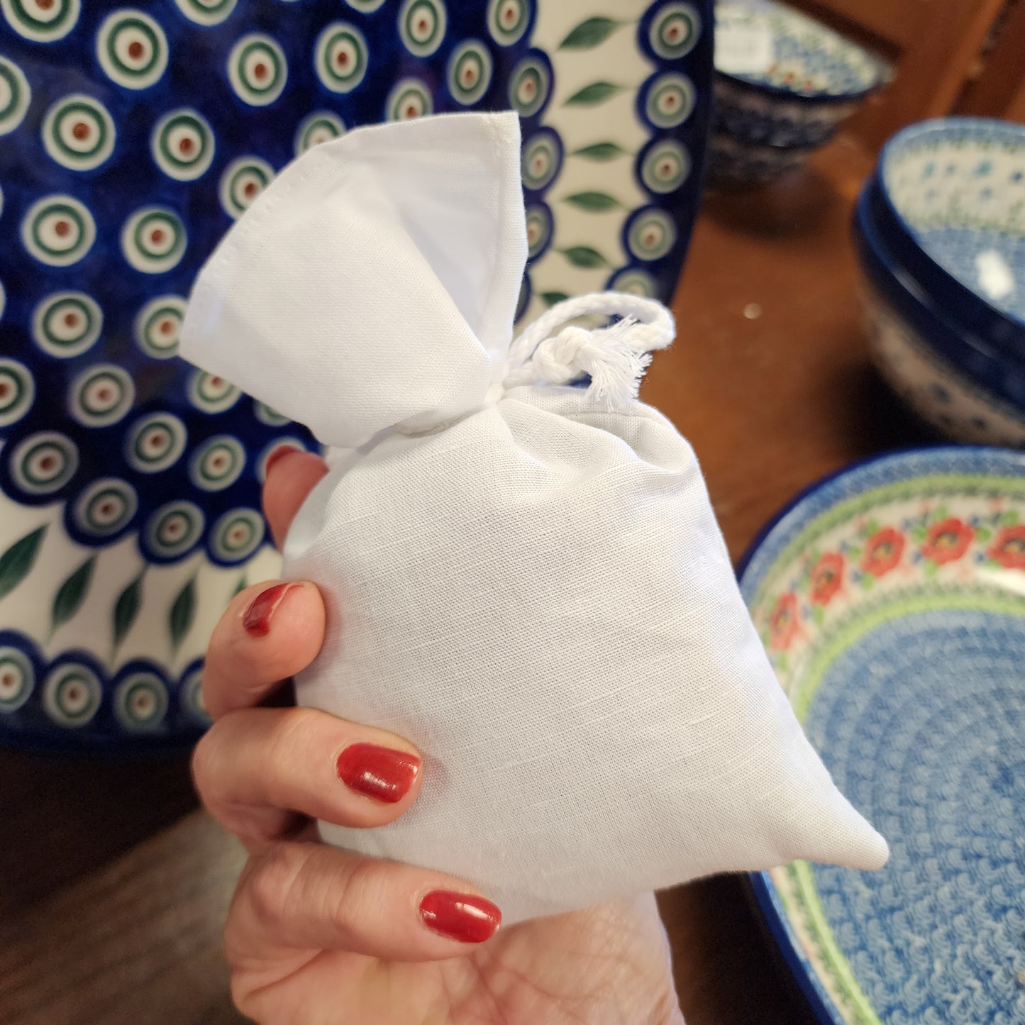 Sachet ~ Butterflies embroidered