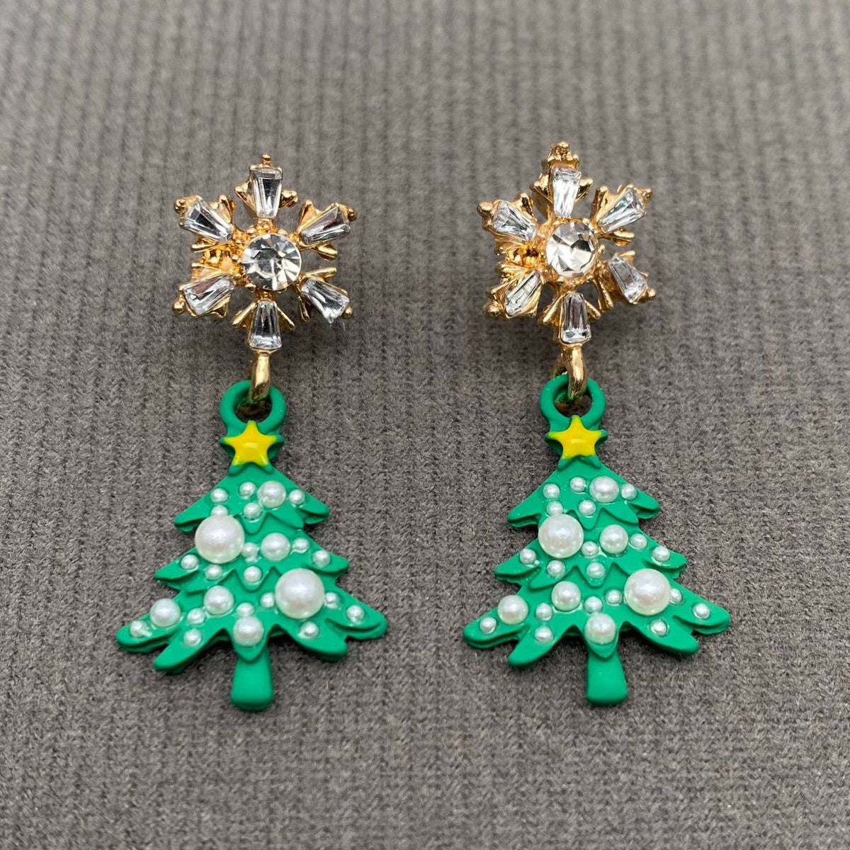 Earrings green Christmas Tree Rhinestone Snowflake Post Earrings: Green