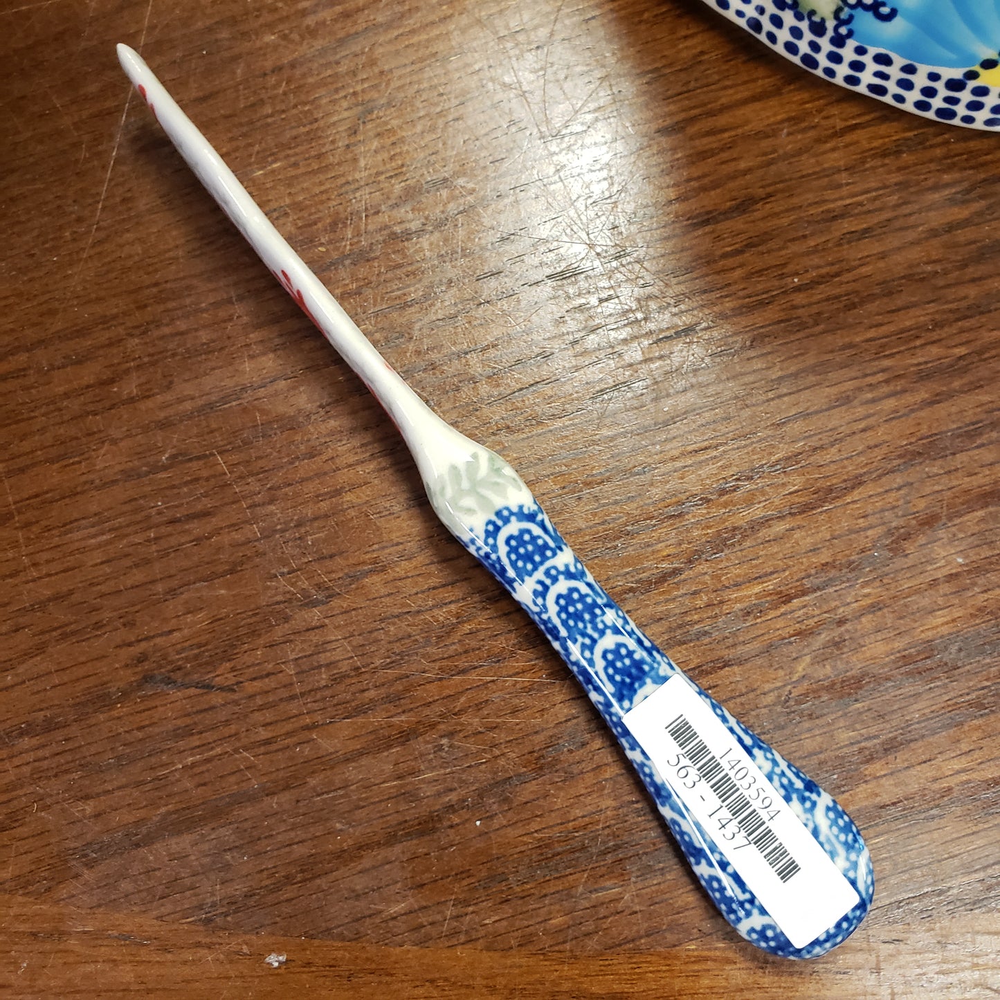 Knife Spreader 7.25" 1437X ~ Crimson Bells PF1024