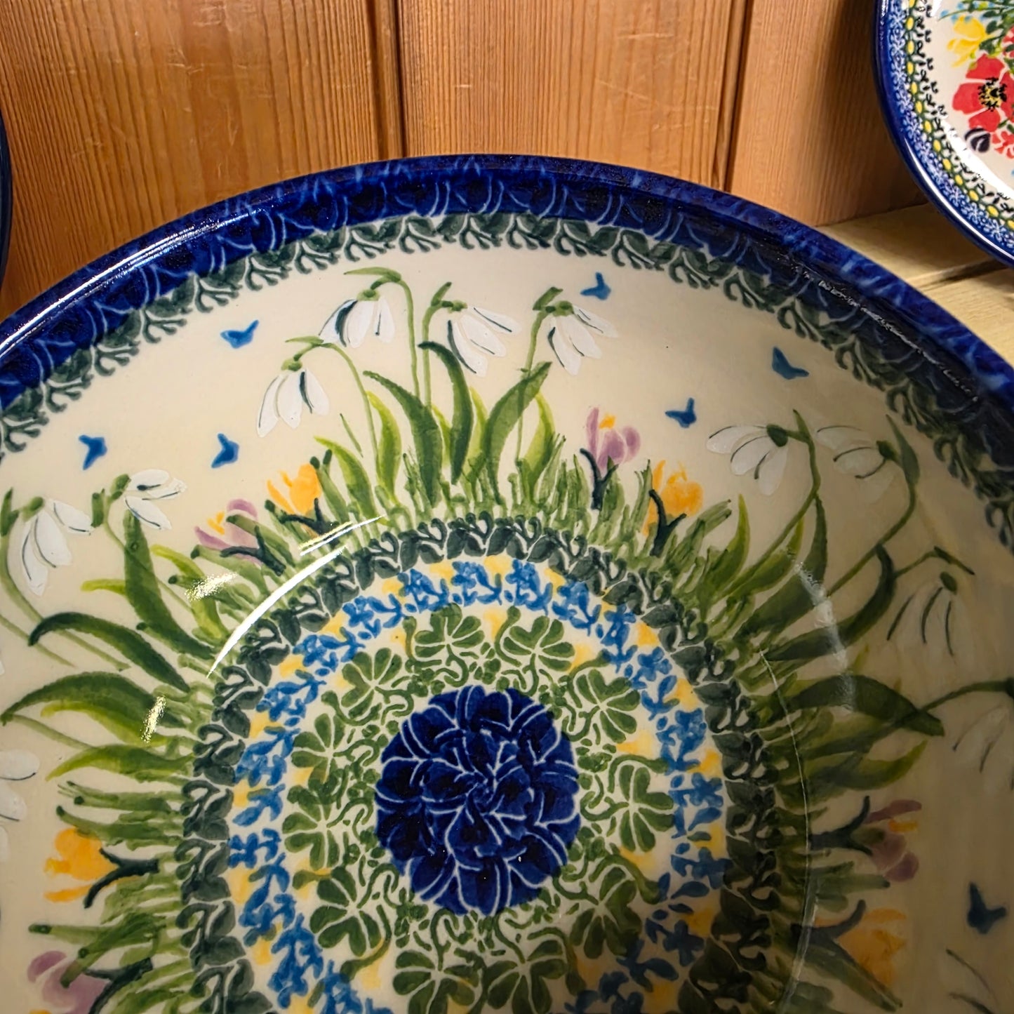 Bowl ~ 6" ~ Orchids 707