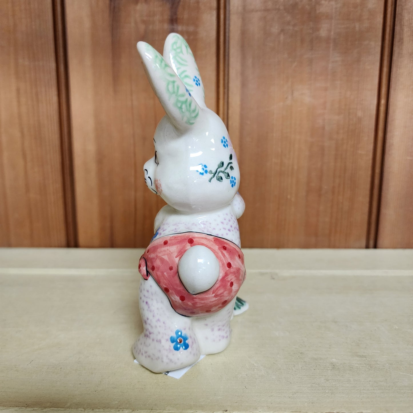 Bunny Standing with carrot 6"H