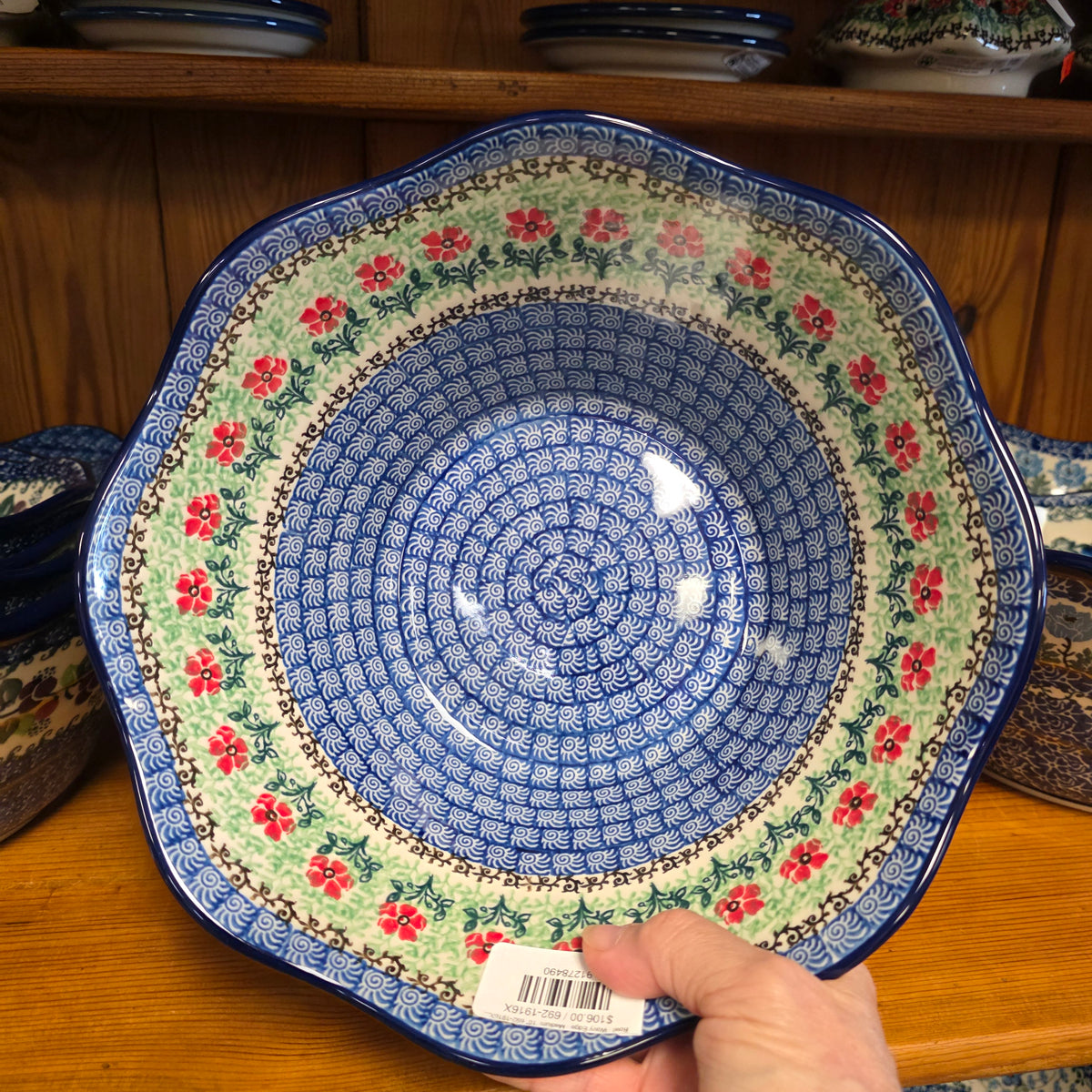 Bowl Wavy Edge Medium 10" 692-1916X Maraschino pf0526