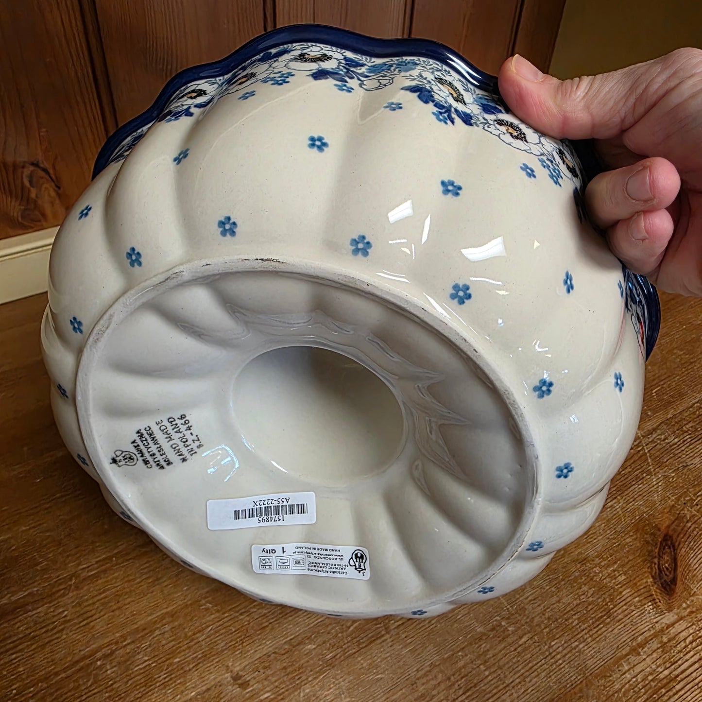 Baker Bundt Pan 2222X ~ Snow Poppy