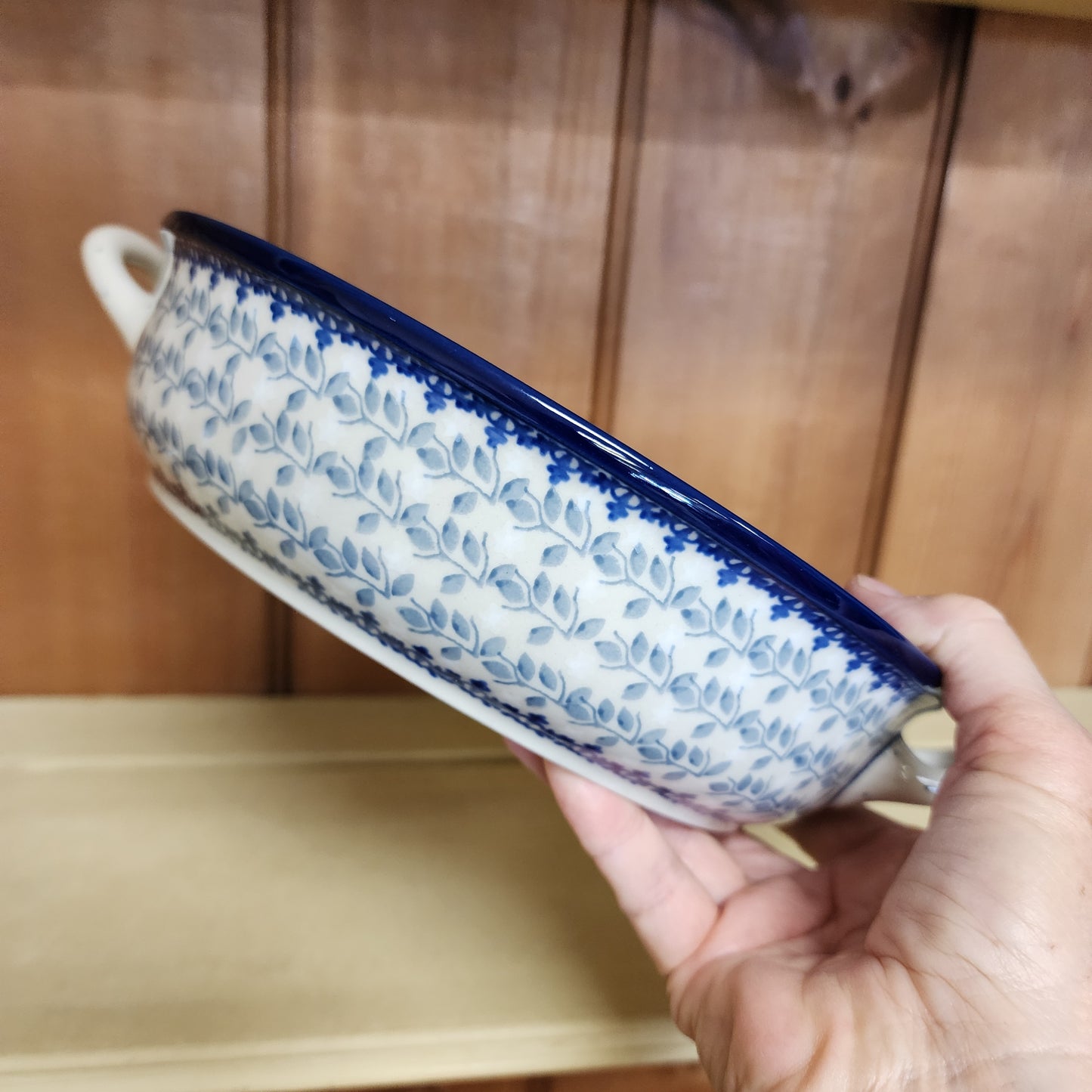 Round Baker w/handles - 9" U4830 ~ U3