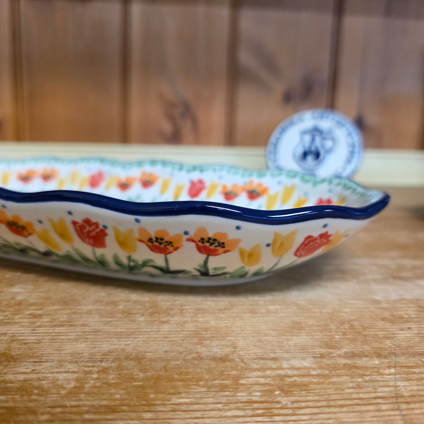 Tray Scalloped Oval 6.25" x 12.5" A42-U5224 U3 pf0526