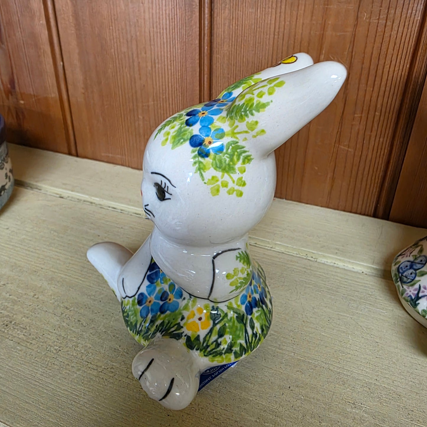 Balbina ~ bee 5"H / bunny rabbit figurine