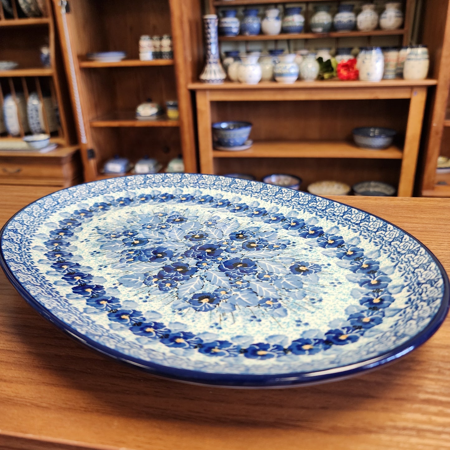 Oval Platter ~ 12" x 8.5" G68-U3639 ~ U3 M. Starzyk FBI