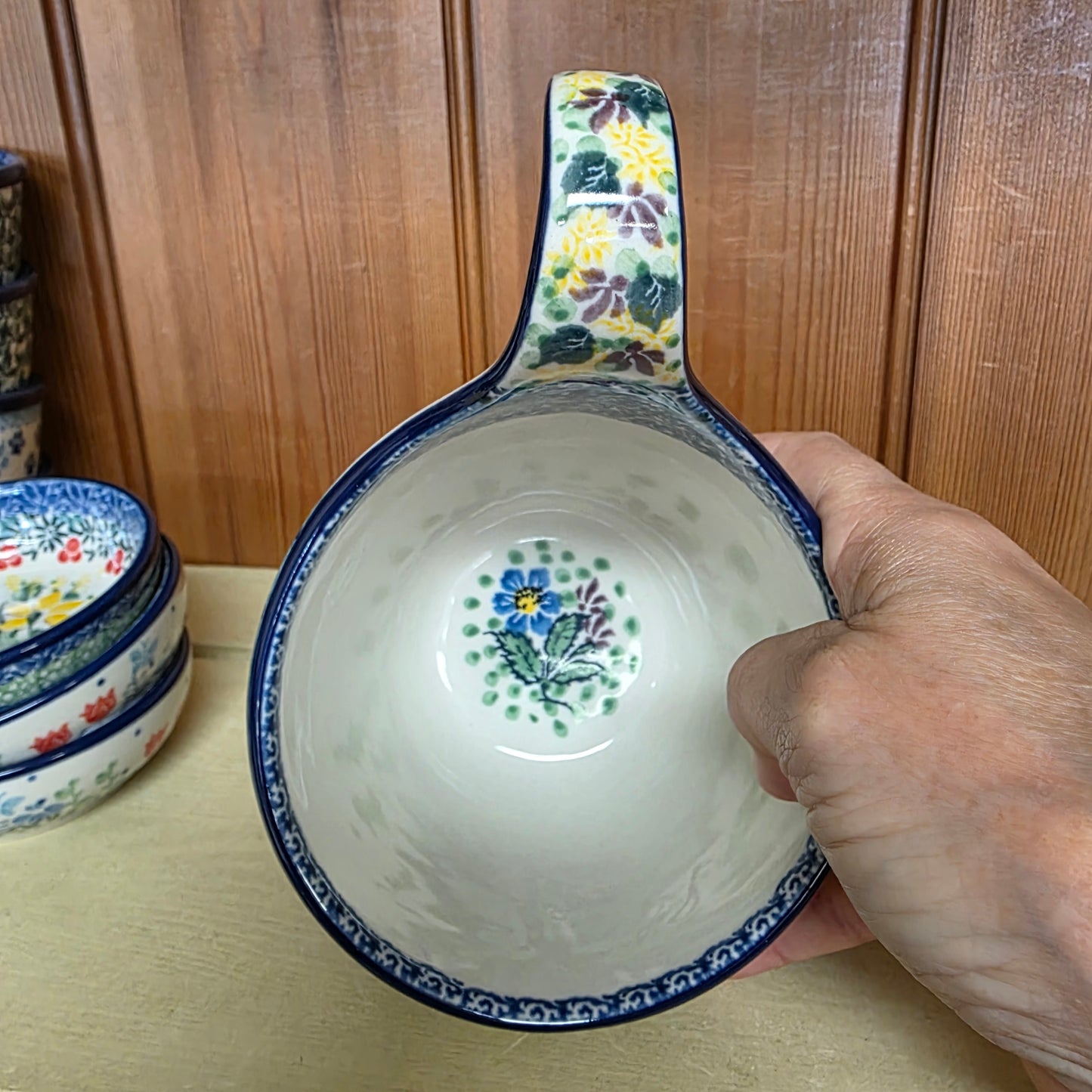 Bowl w/ Loop Handle 16 oz 845-U4613 U3 pf0526