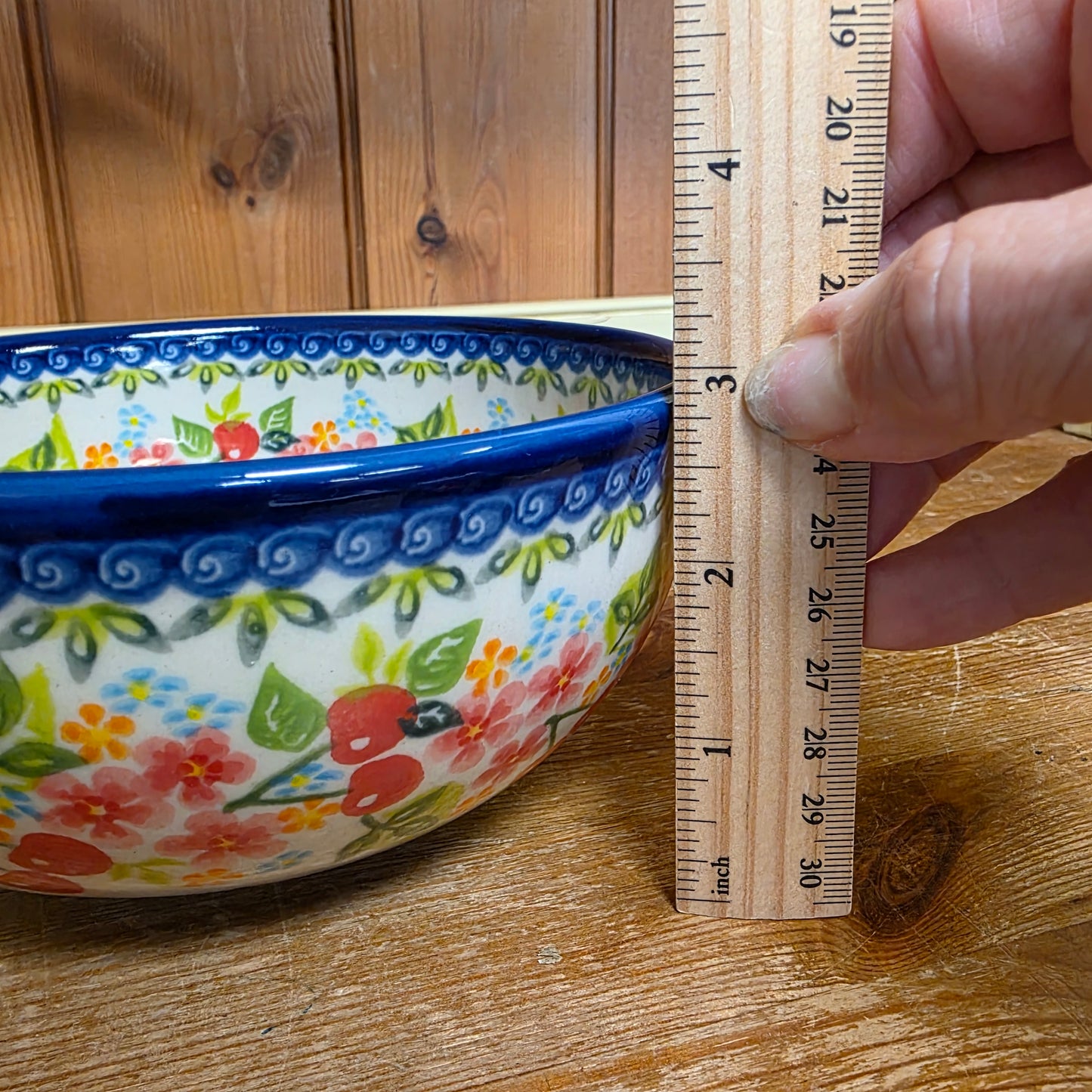 Bowl ~ 6" ~ Cherries