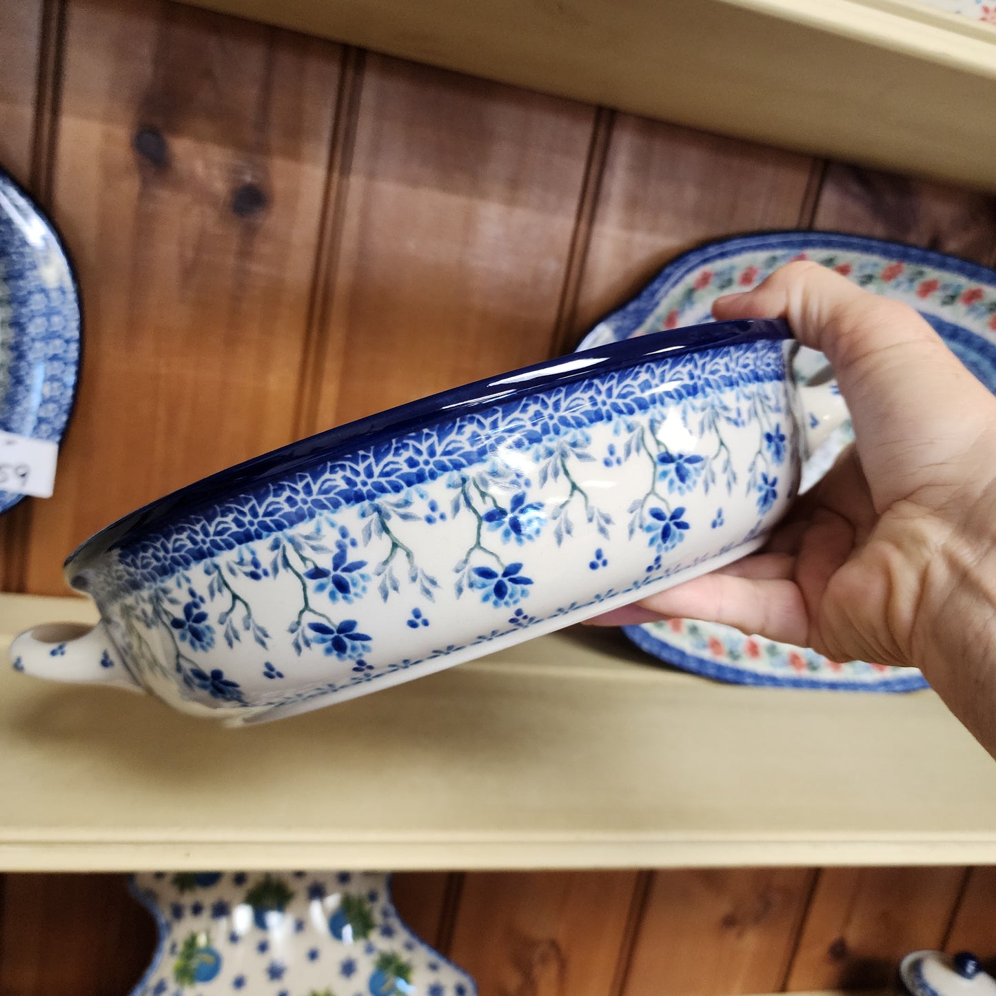 Baker Round w/ Handles 10" 2524X ~ Clover Fields