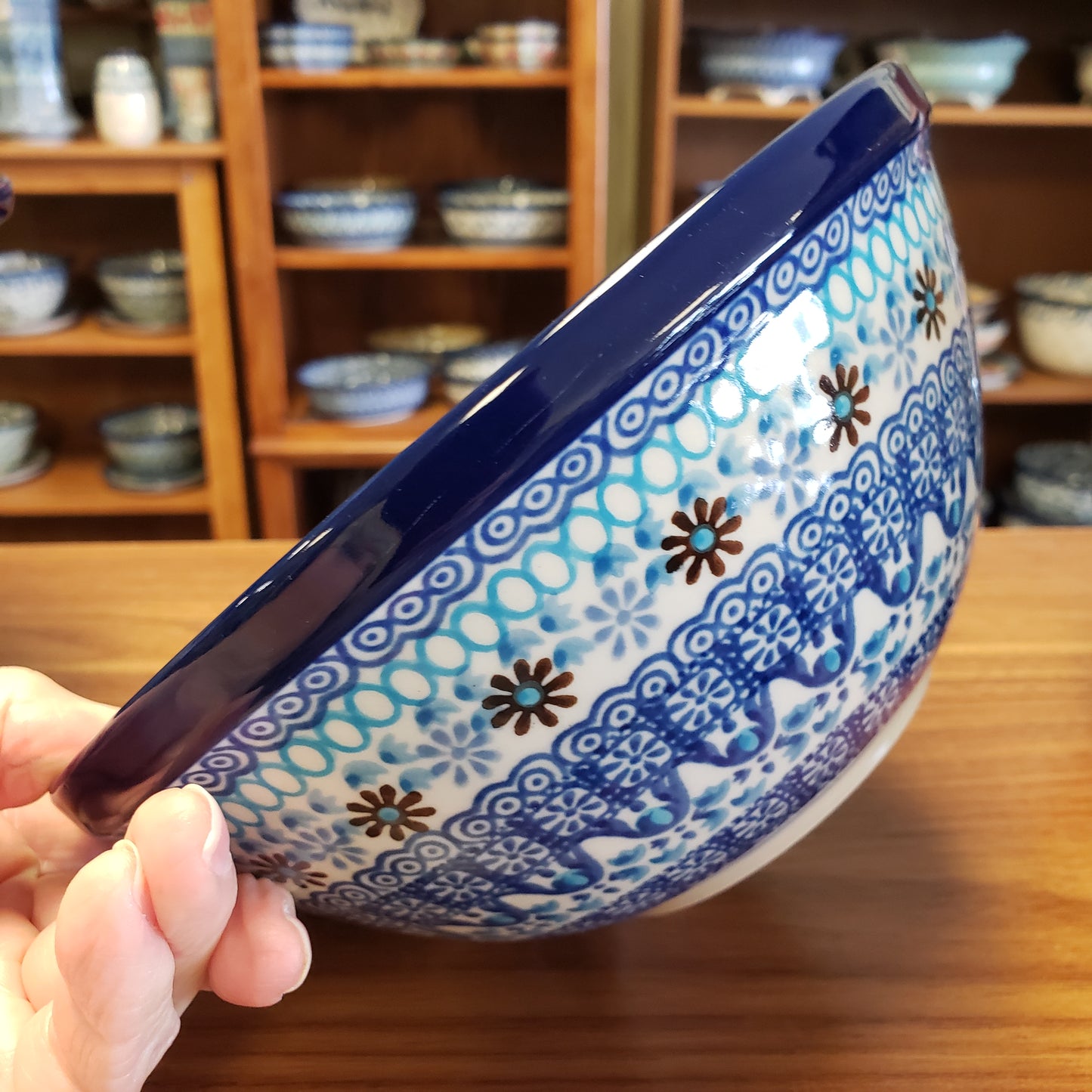 Bowl ~ Nesting ~ 7.75" W 057-2187X Blue Yonder 4 cups