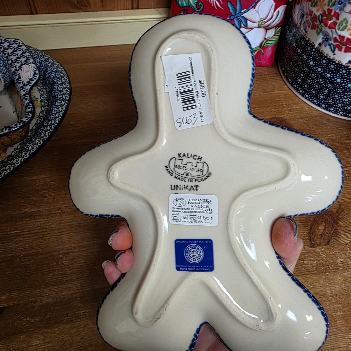 Gingerbread boy Plate 9"x7"