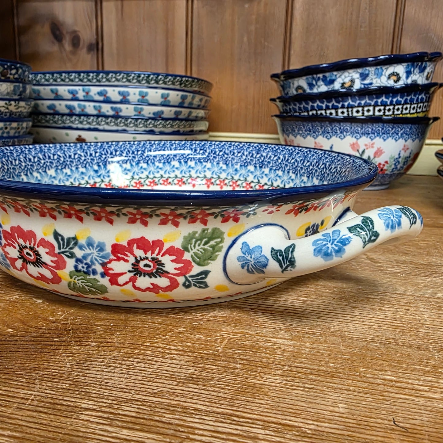 Baker Round w/ Handles 8" U3356 ~ U4