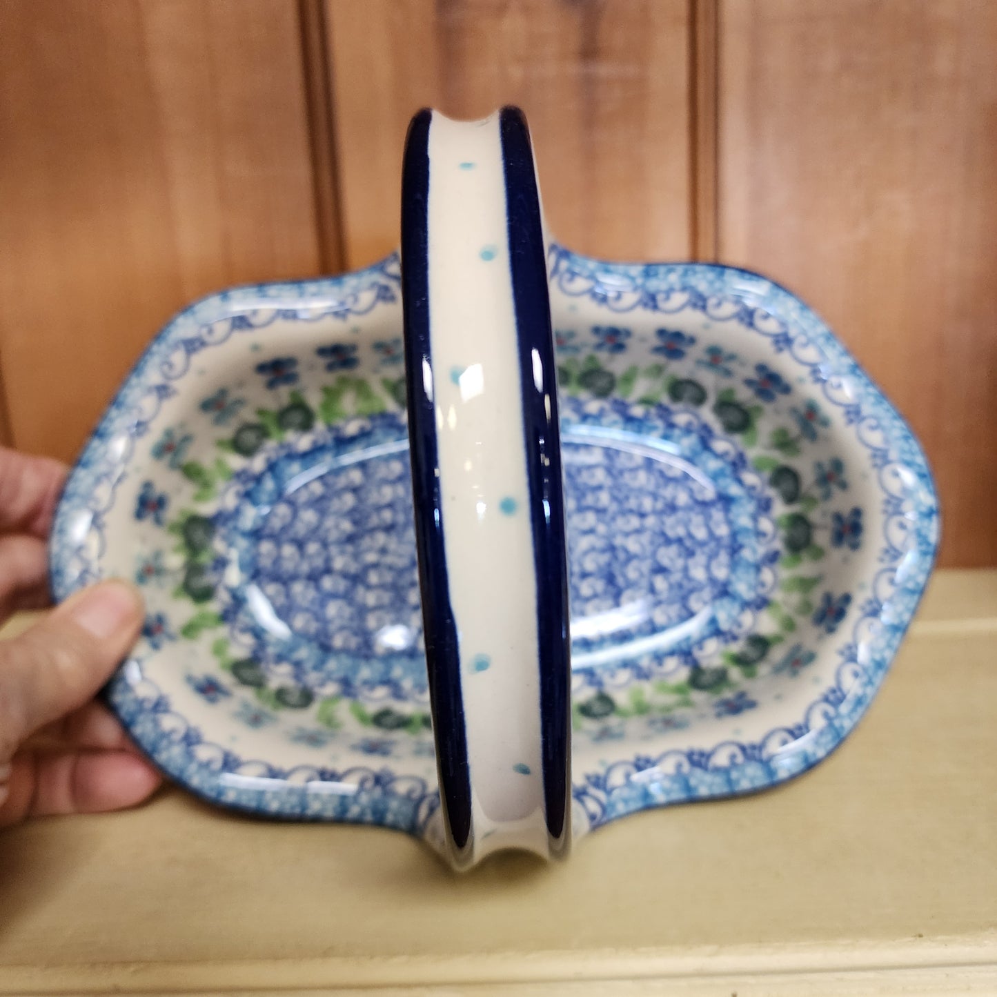 Basket with Handle 2668X ~ Dutch Iris