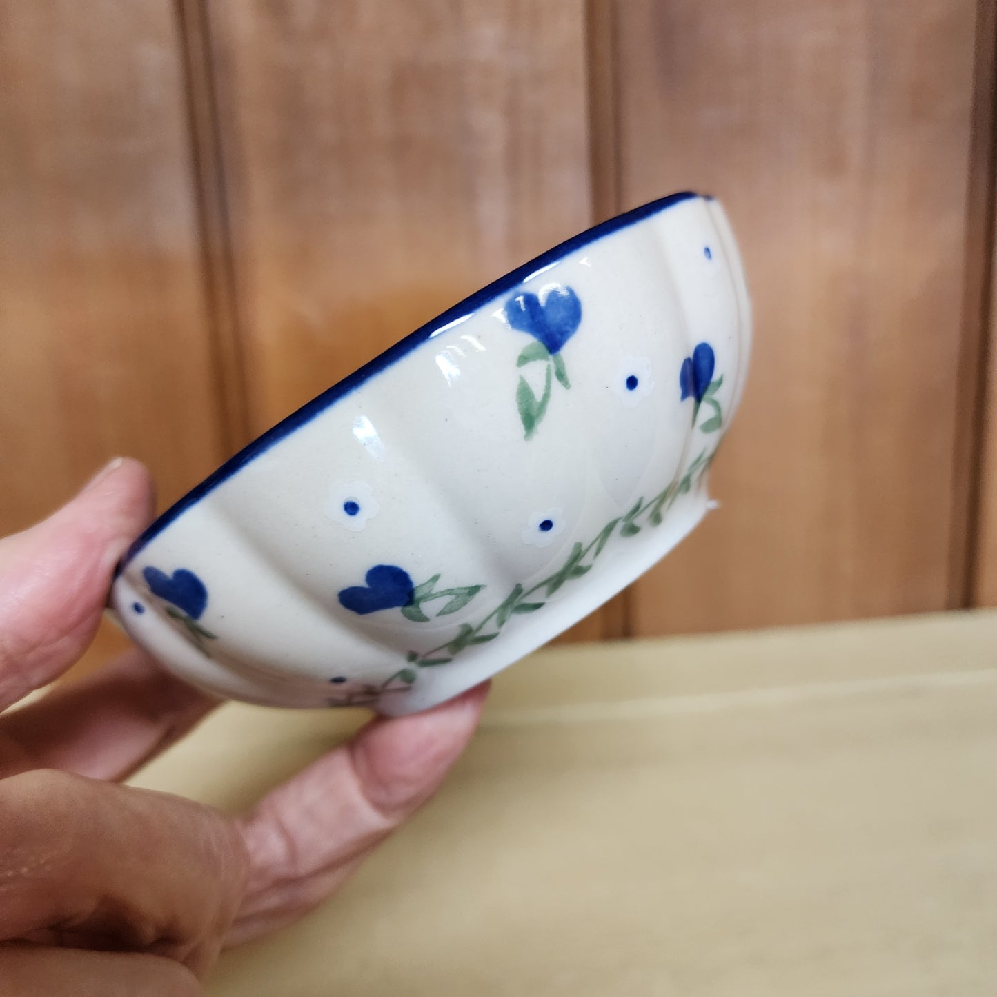 Bowl Scalloped 4.5" 2509X ~ Plum Luck