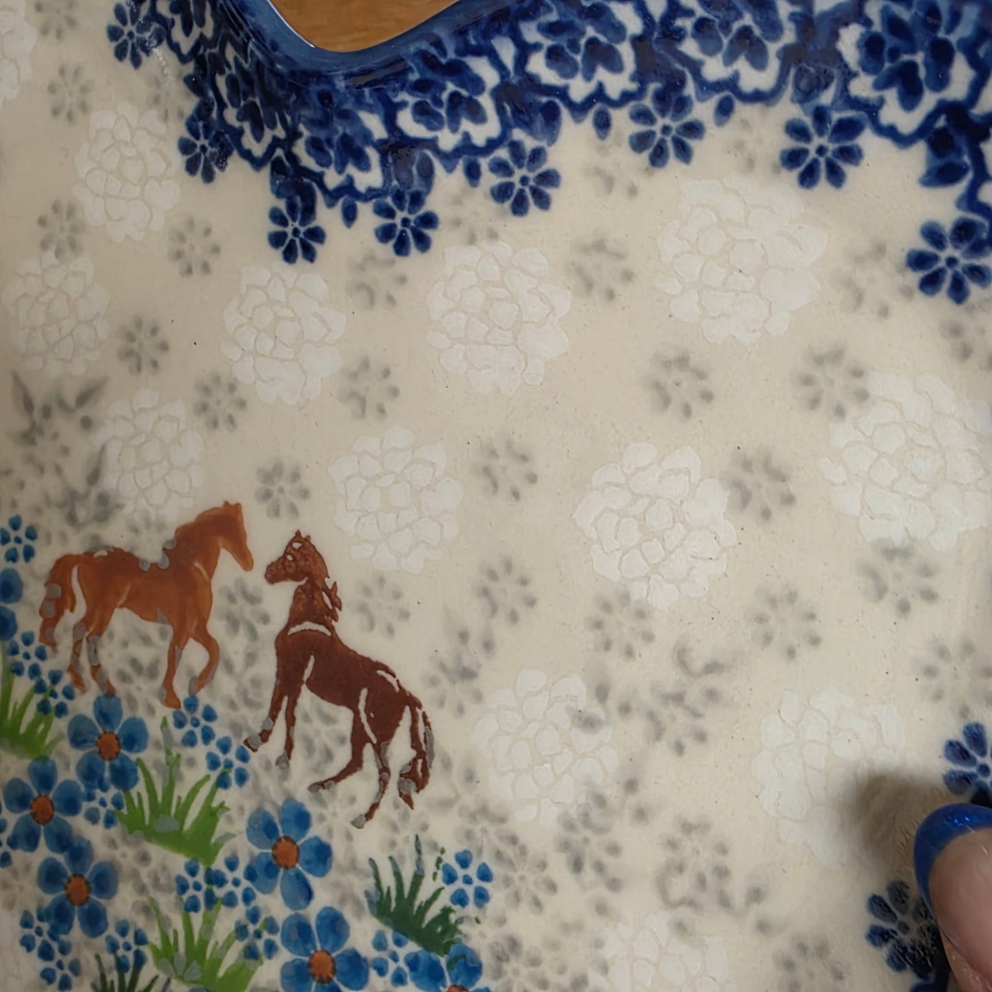 Plate Heart 8" Horses