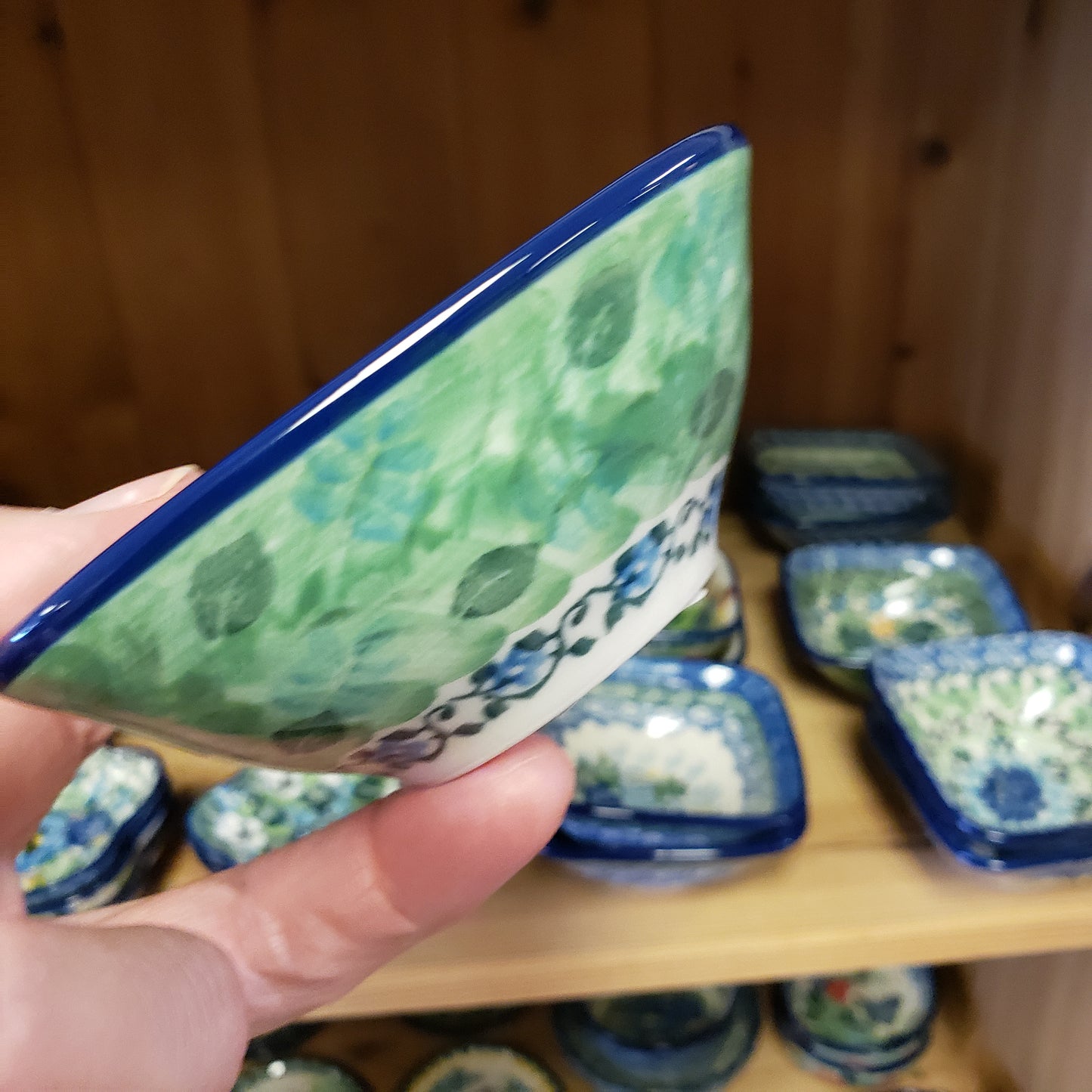 Bowl ~ Small Deep Square D11-U3271 (3 3/4")