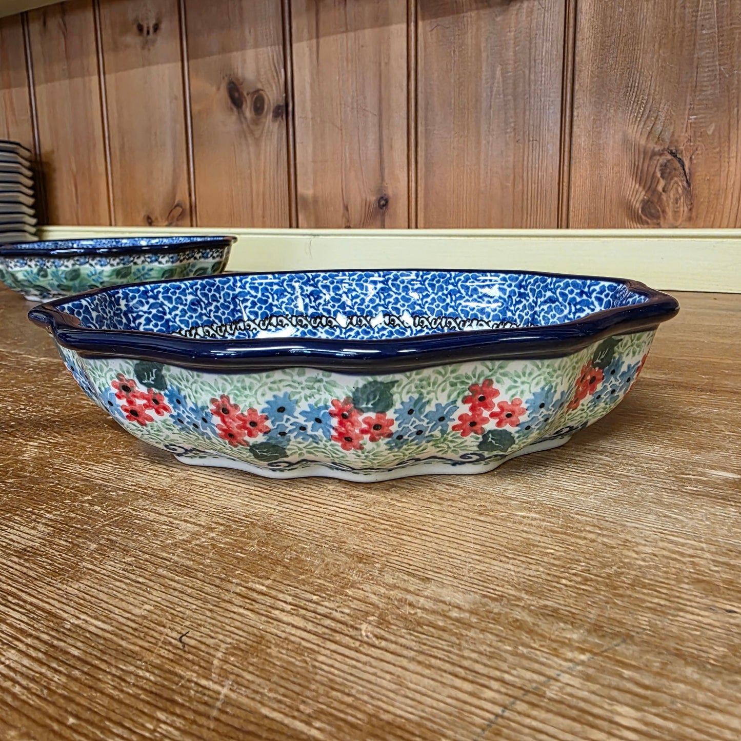 Bowl Oval Fluted 6" x 7.5" A27-U4600 U4 pf0526