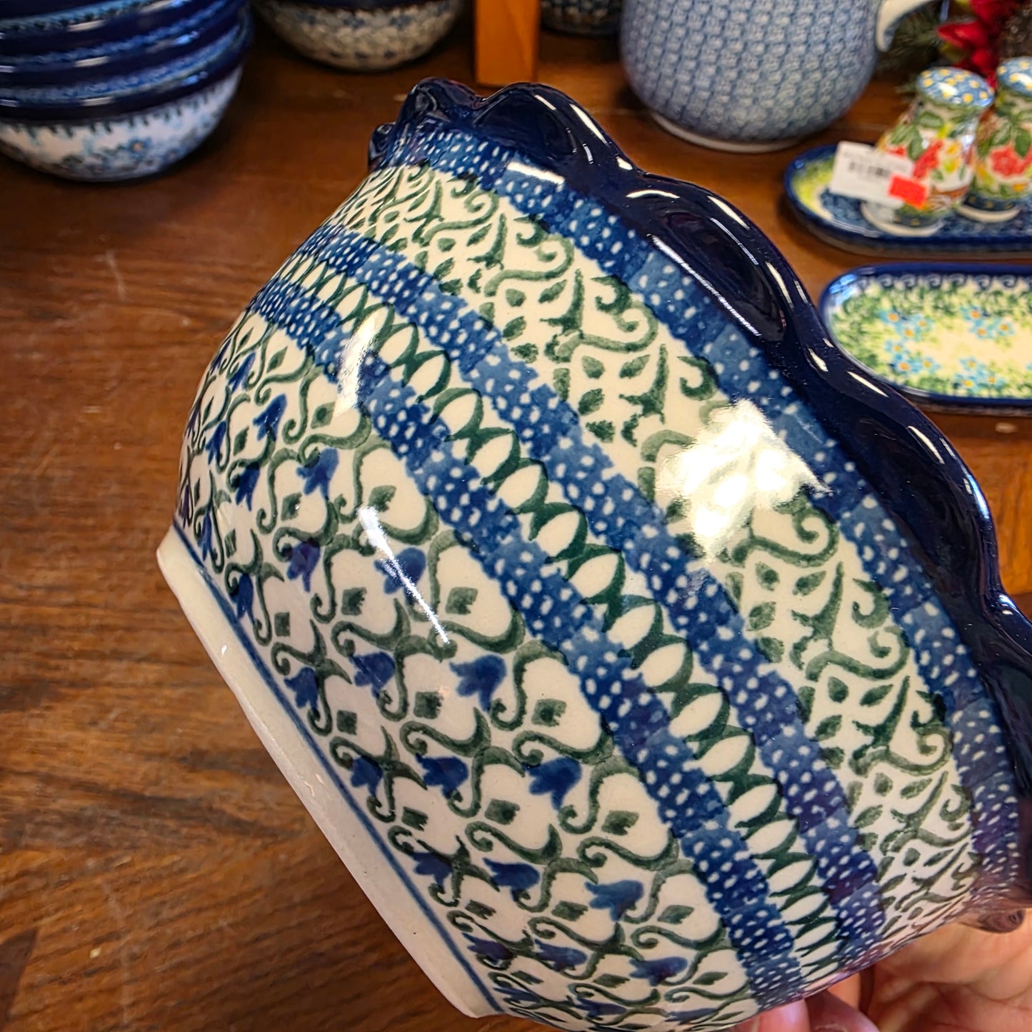 Bowl Scalloped Edge 7" 0585X ~ Tulip Trellis