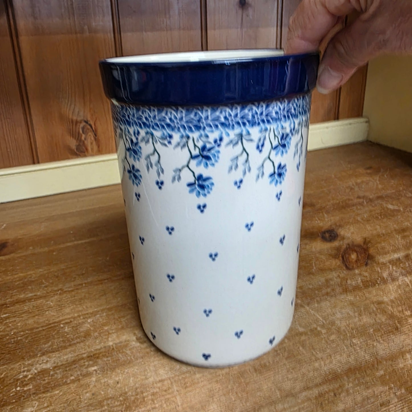 Wine/ Utensil Holder 7.75" H 2524X ~ Clover Fields