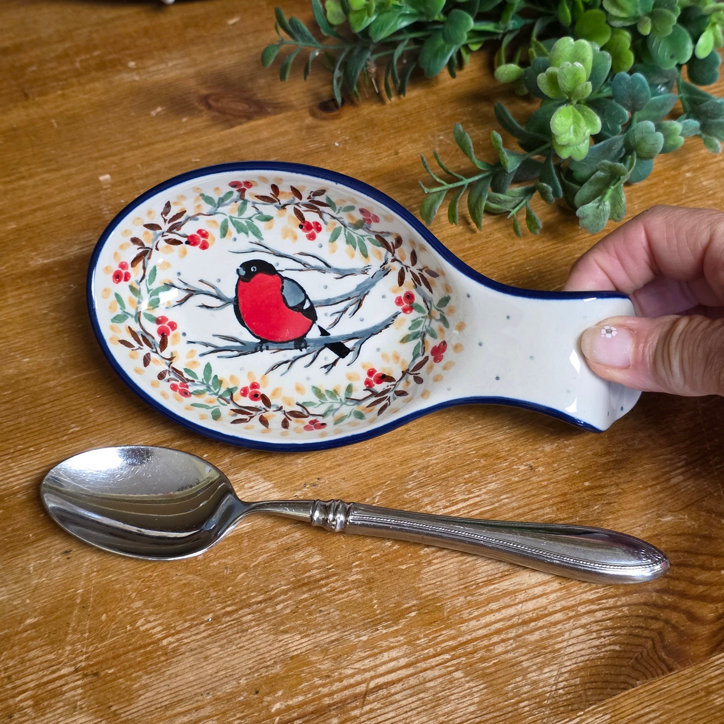 Spoon Rest 6" A26-U49018 red bird M Starzyk