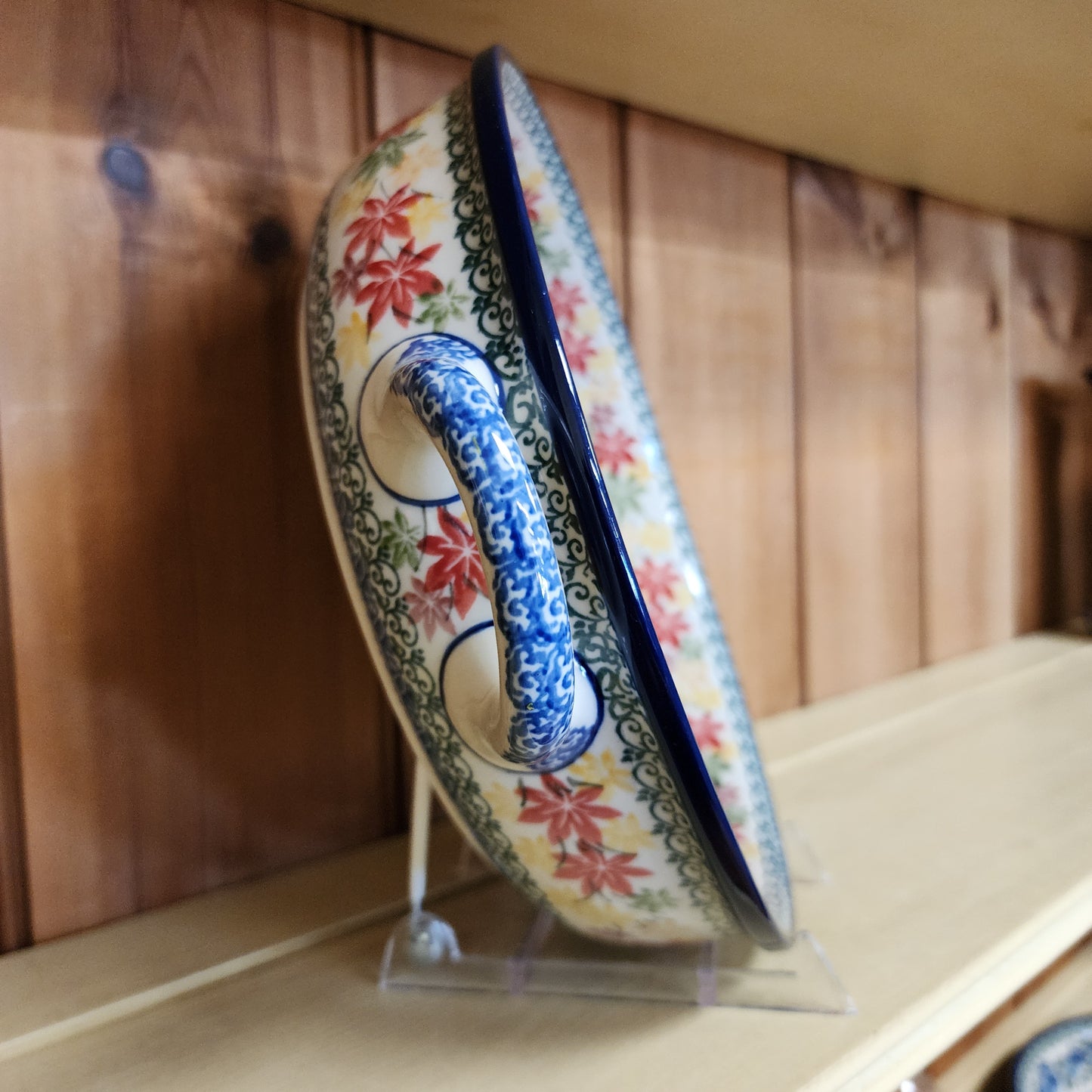 Baker Round w/ Handles 10" 2533X ~ Maple Harvest