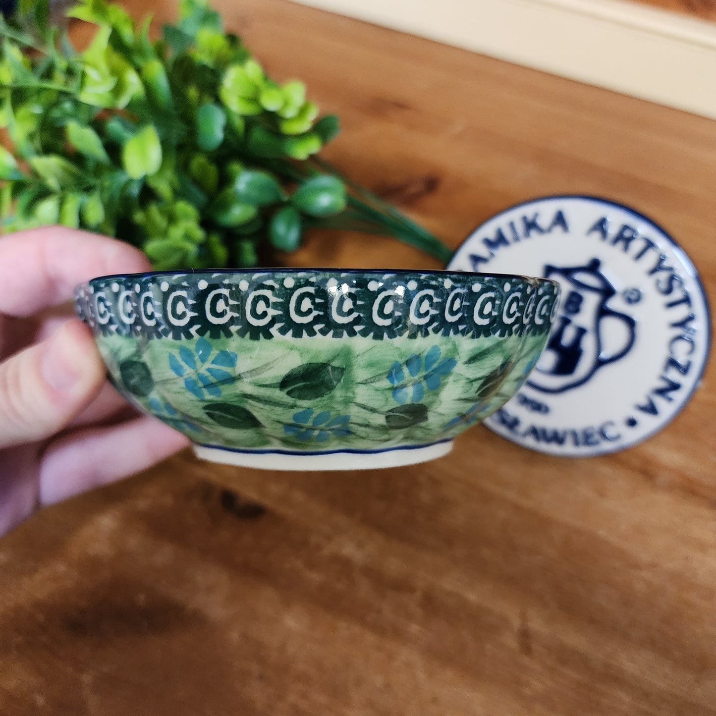 Bowl Scalloped 4.5" 023-U4612 U4 pf0526