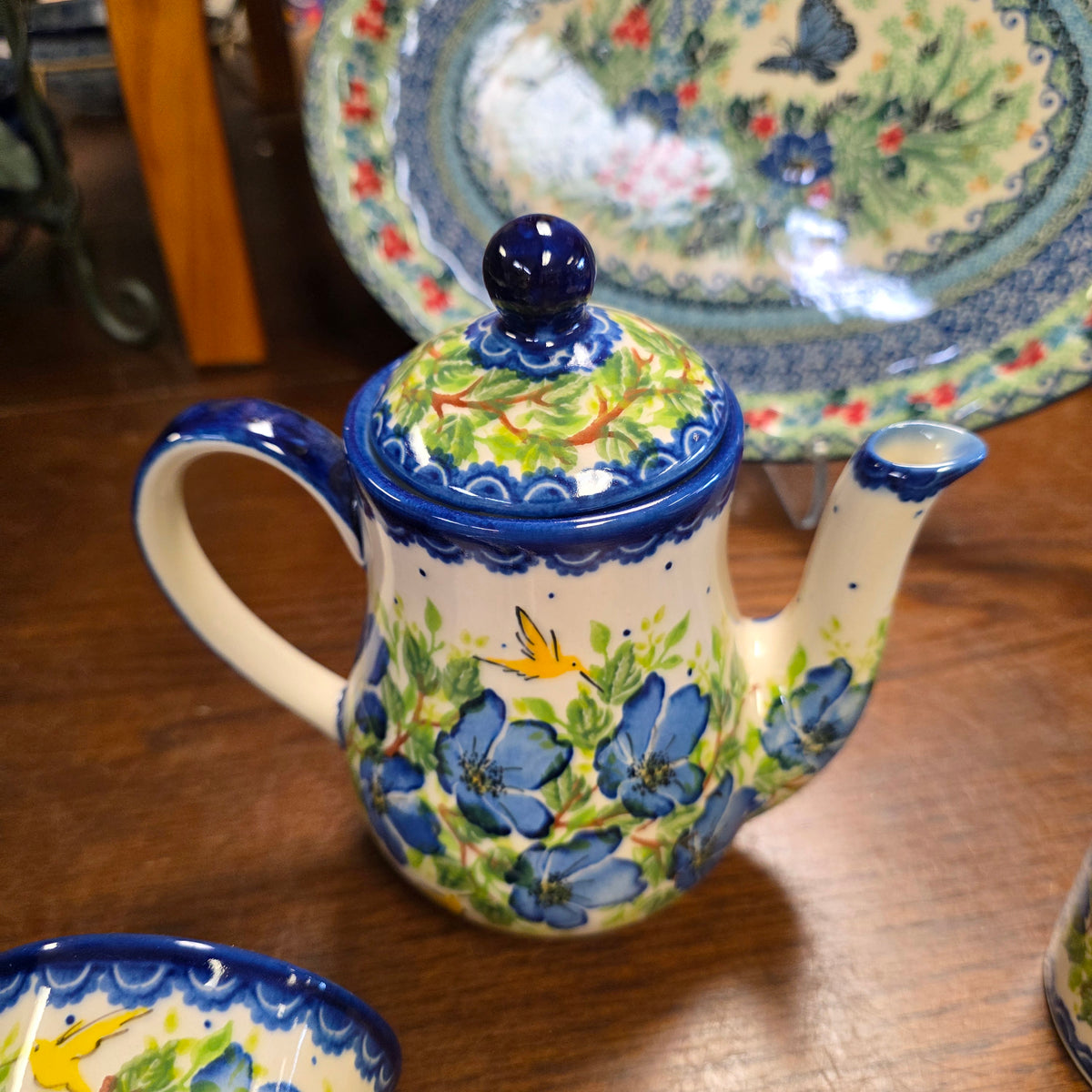 3 pc Teapot and 2 cups / Yellow bird 1166