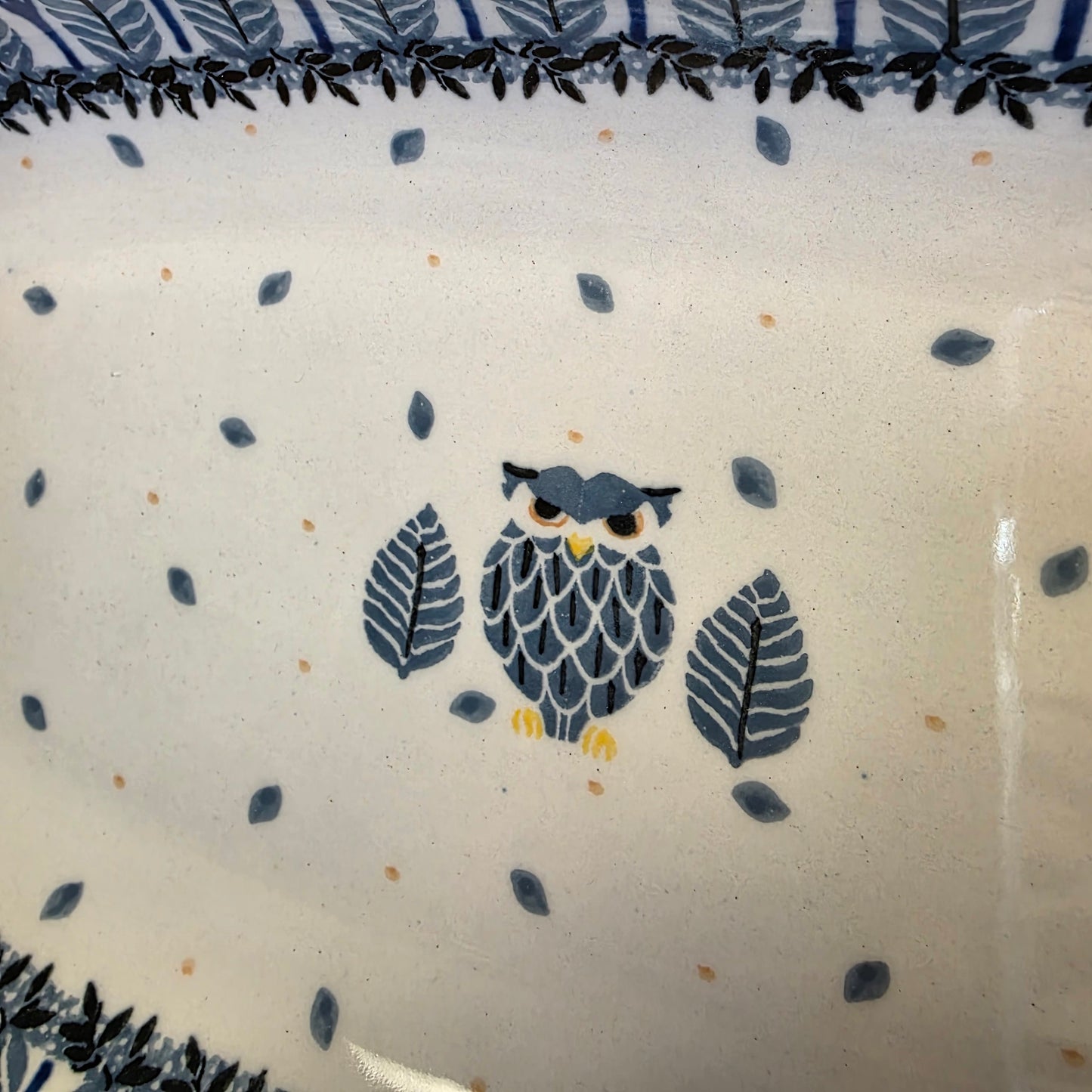 Tray Scalloped Oval 6.25" x 12.5" 3327X ~ Give A Hoot