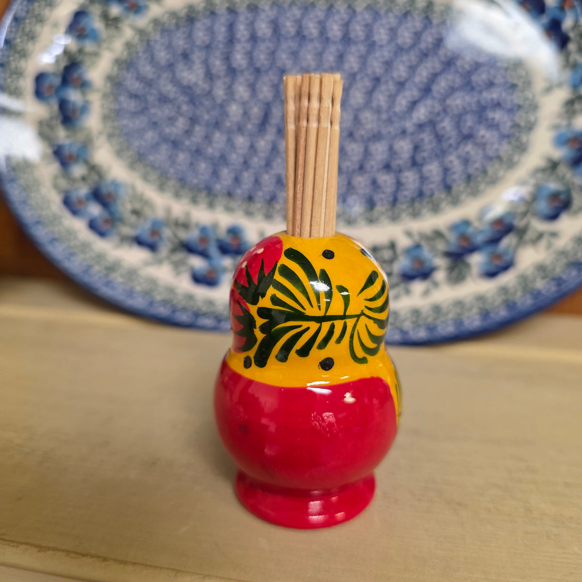 Wooden (E~Yellow) toothpick holder
