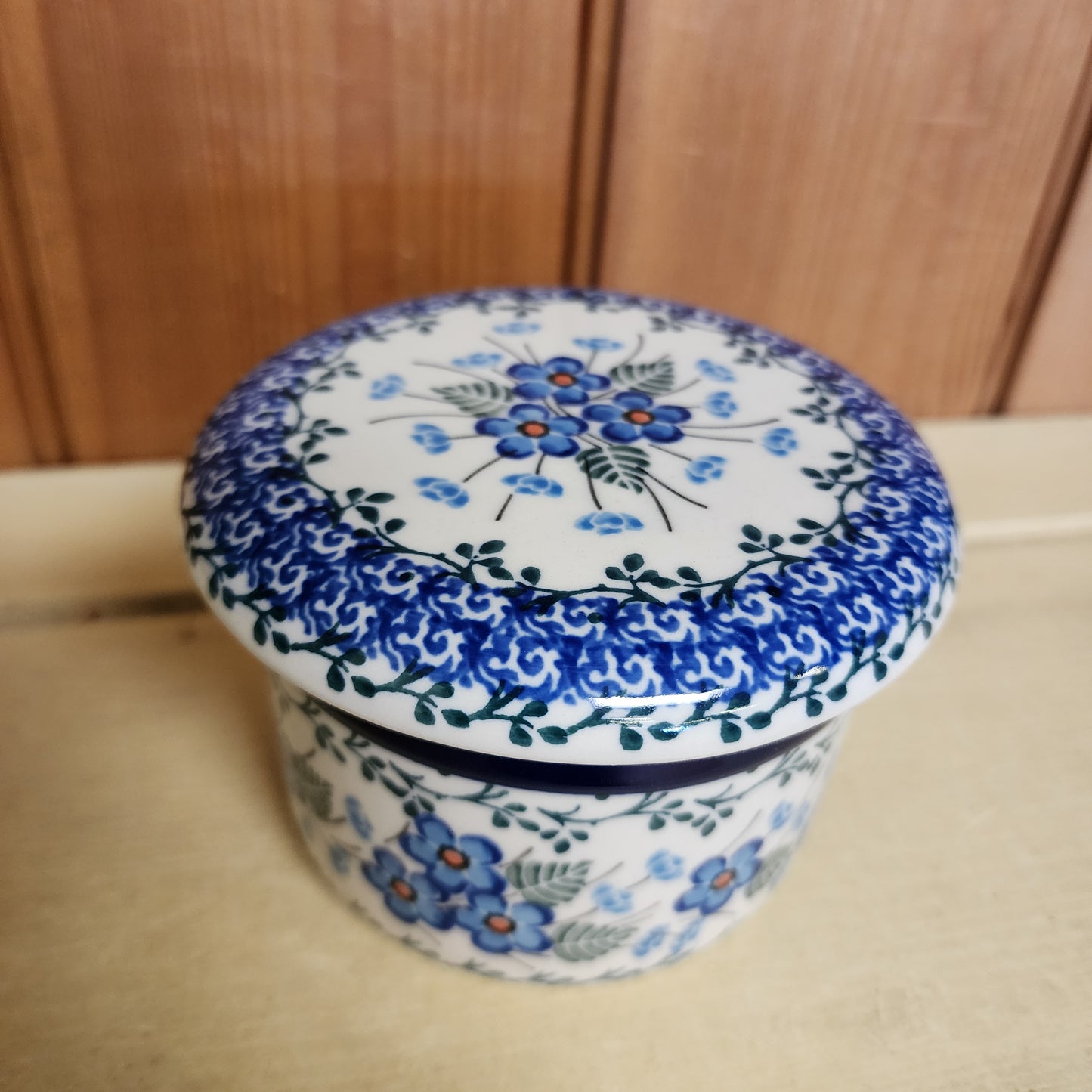 Butter Bell 3.75"W x 3"H 2272X ~ Parisian Posies