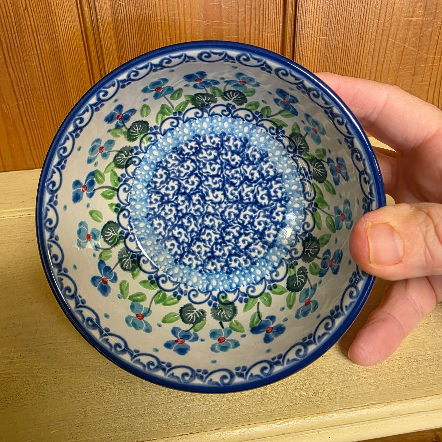 Bowl Ice Cream 4.5" 2668X ~ Dutch Iris