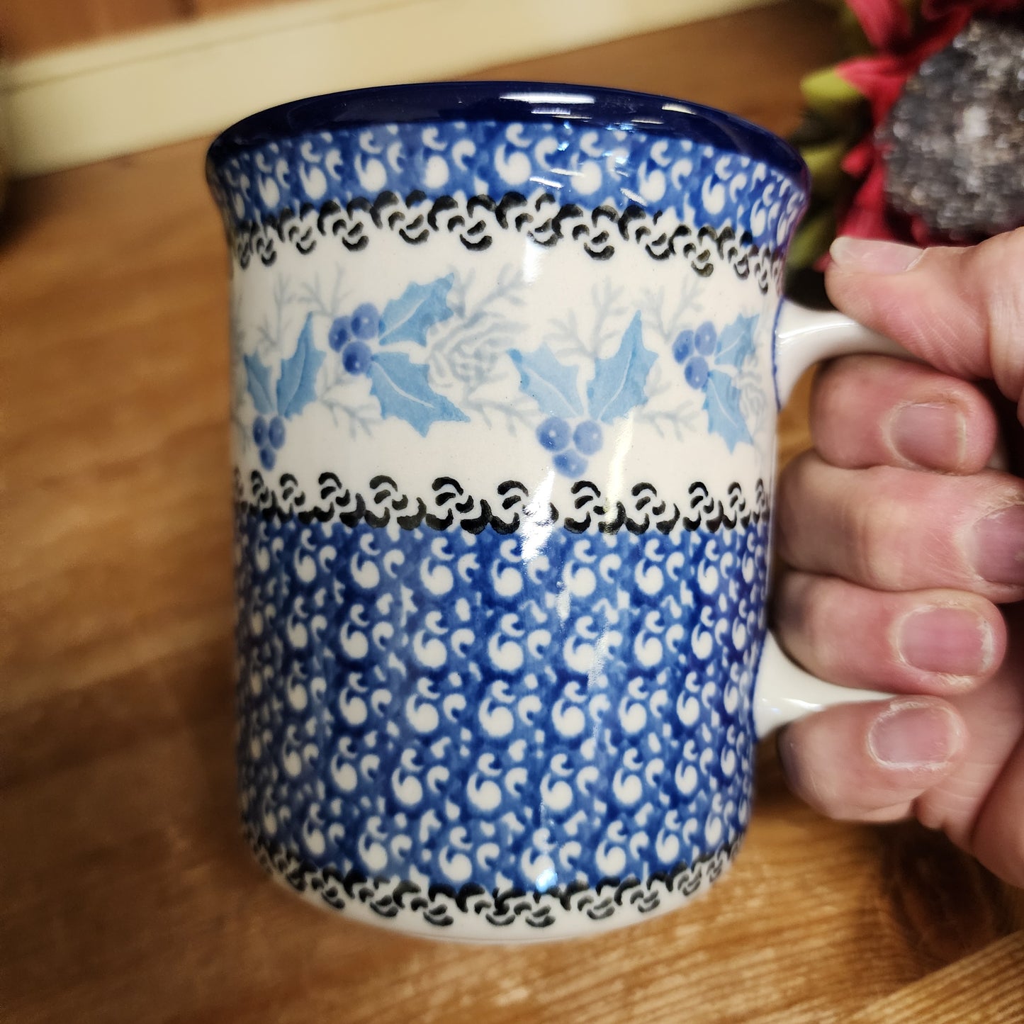 Mug ~ 13 oz. B13-2984X Blue Holly Ring