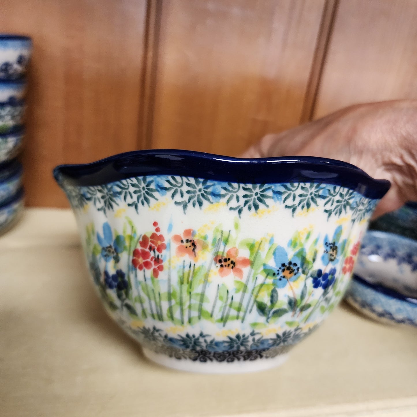 Bowl Wavy Edge 5.75" A54-U5098 U4 pf0526
