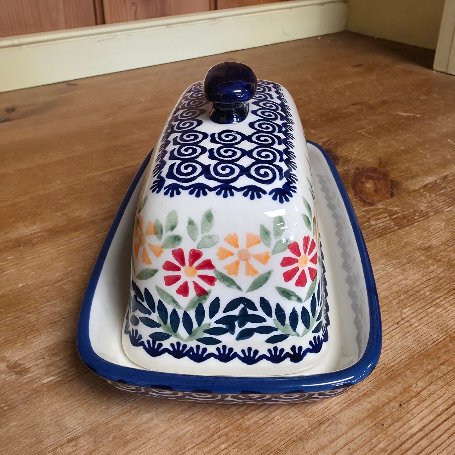 Butter Dish ~ Marigold js14