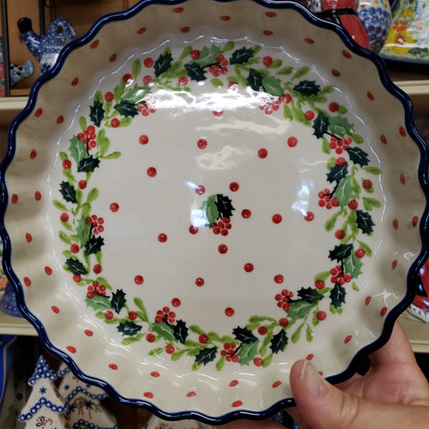 Fluted Quiche ~ 7.75" W 910-2541X ~ Christmas Holly PF0323