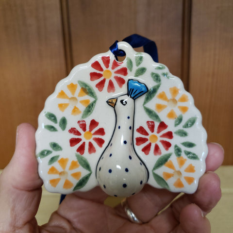 Ornament Peacock shape Marigold