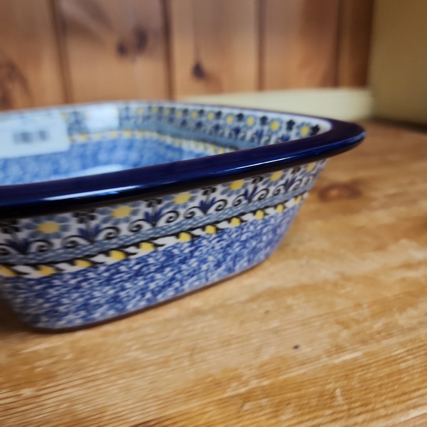 Baker ~ w/Grip Edge ~ 7" x 9.75" 162-2178X ~ Daisy Maize
