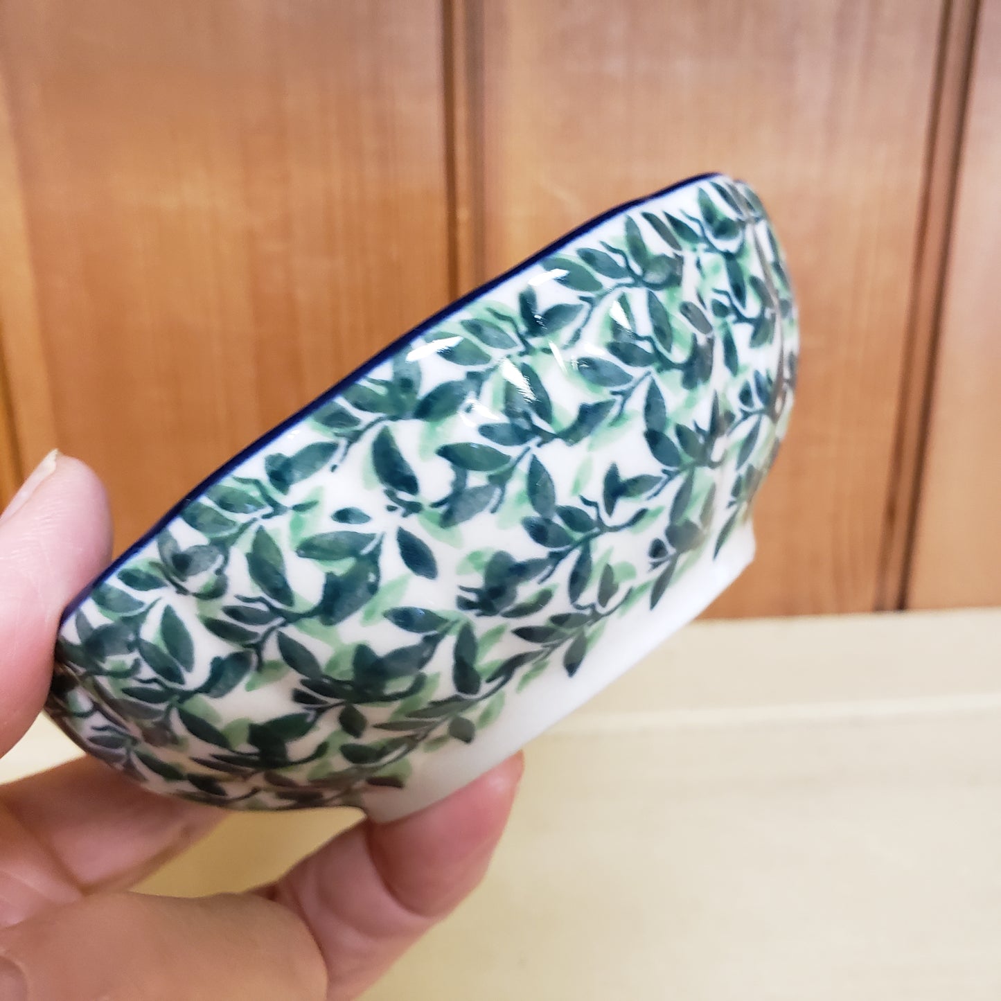 Bowl   Scalloped   4.5"  2241X ~ Dark Horse  PF1024