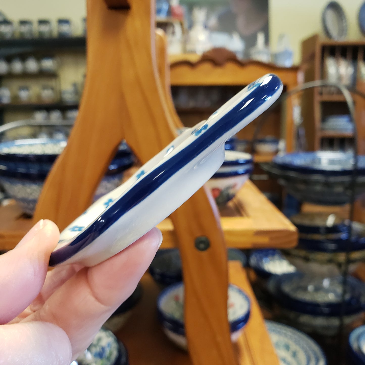 Tea Bag Holder    2222X ~ Snow Poppy  PF1024