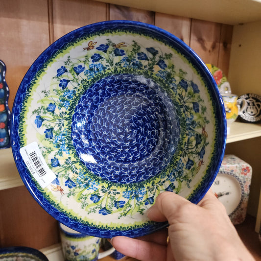 Bowl ~ Bees Blue 7.5" / 6 cups RIMMED
